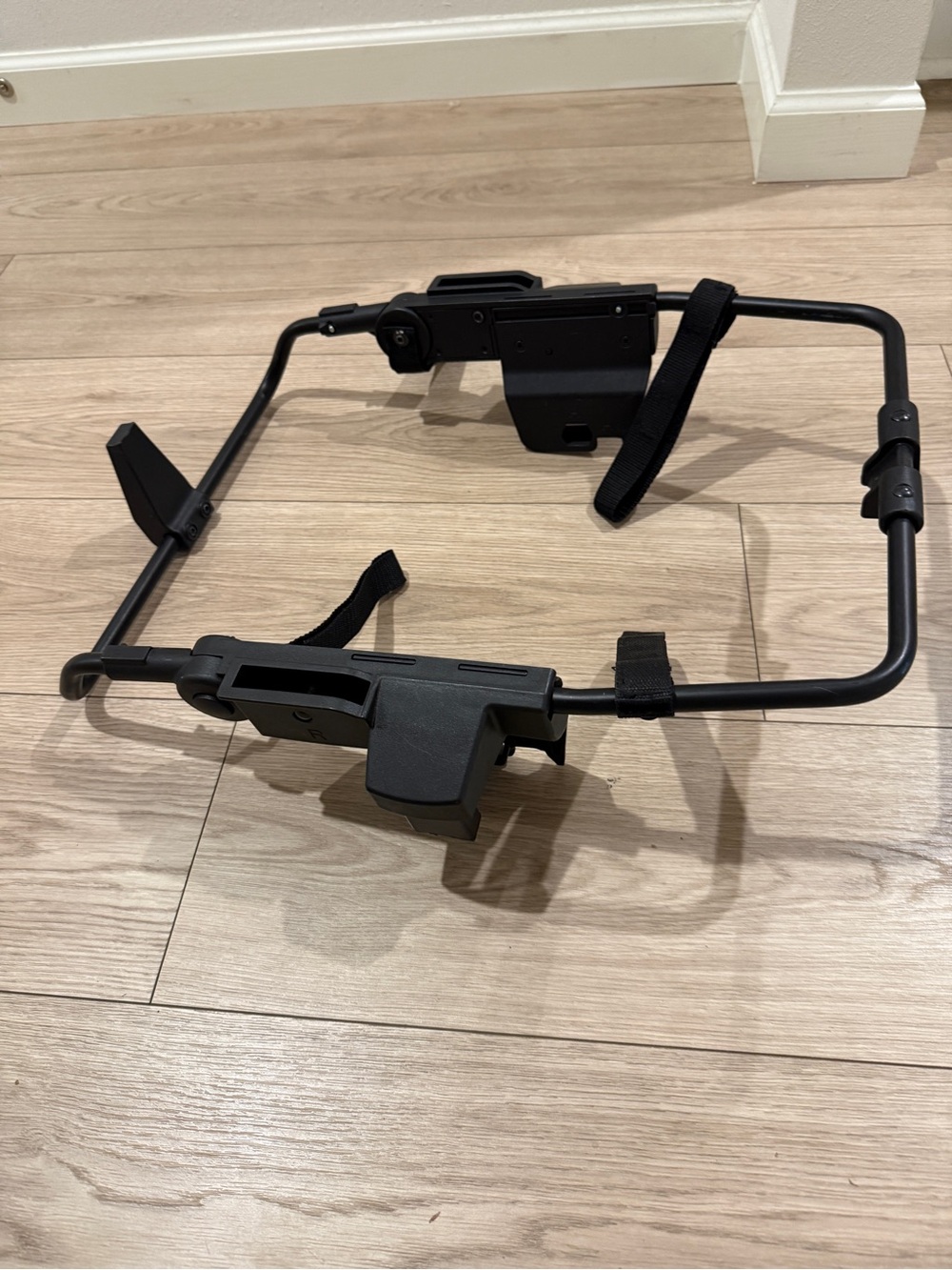 Mockingbird Car Seat Adapter for Graco